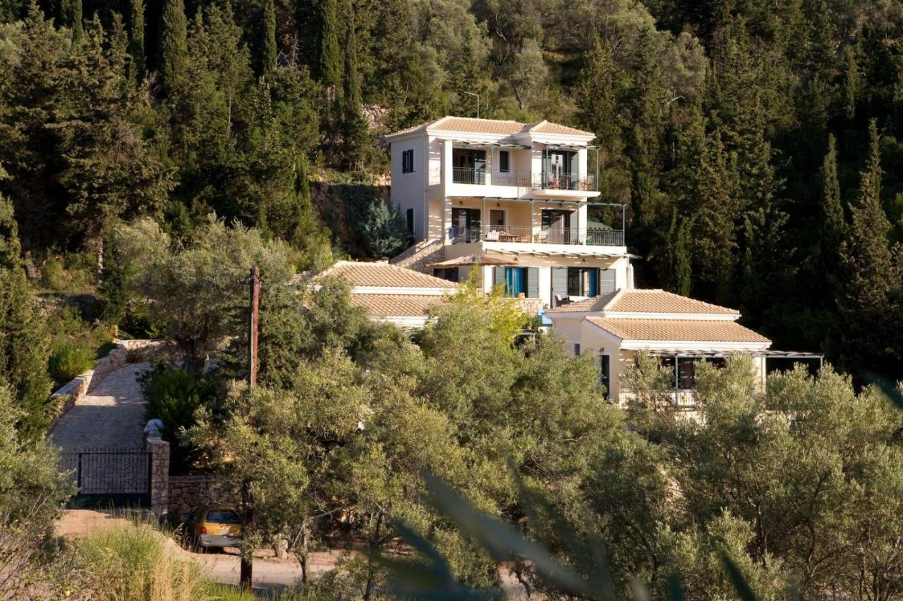 Villa Timoklia Tsoukaladhes Luaran gambar