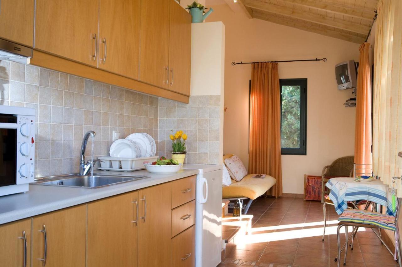 Villa Timoklia Tsoukaladhes Luaran gambar